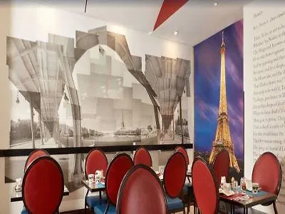 Hôtel Waldorf Trocadéro Tour Eiffel Parigi 4*,  Francia