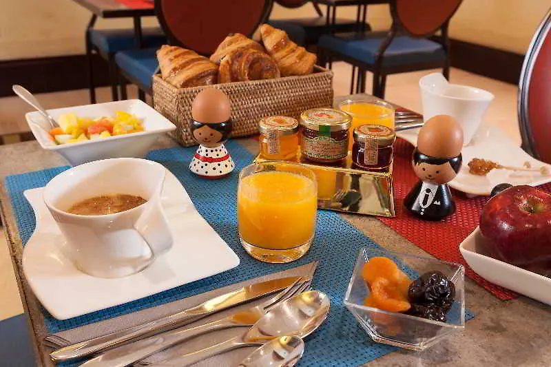 Hôtel Waldorf Trocadéro Tour Eiffel Parigi Francia