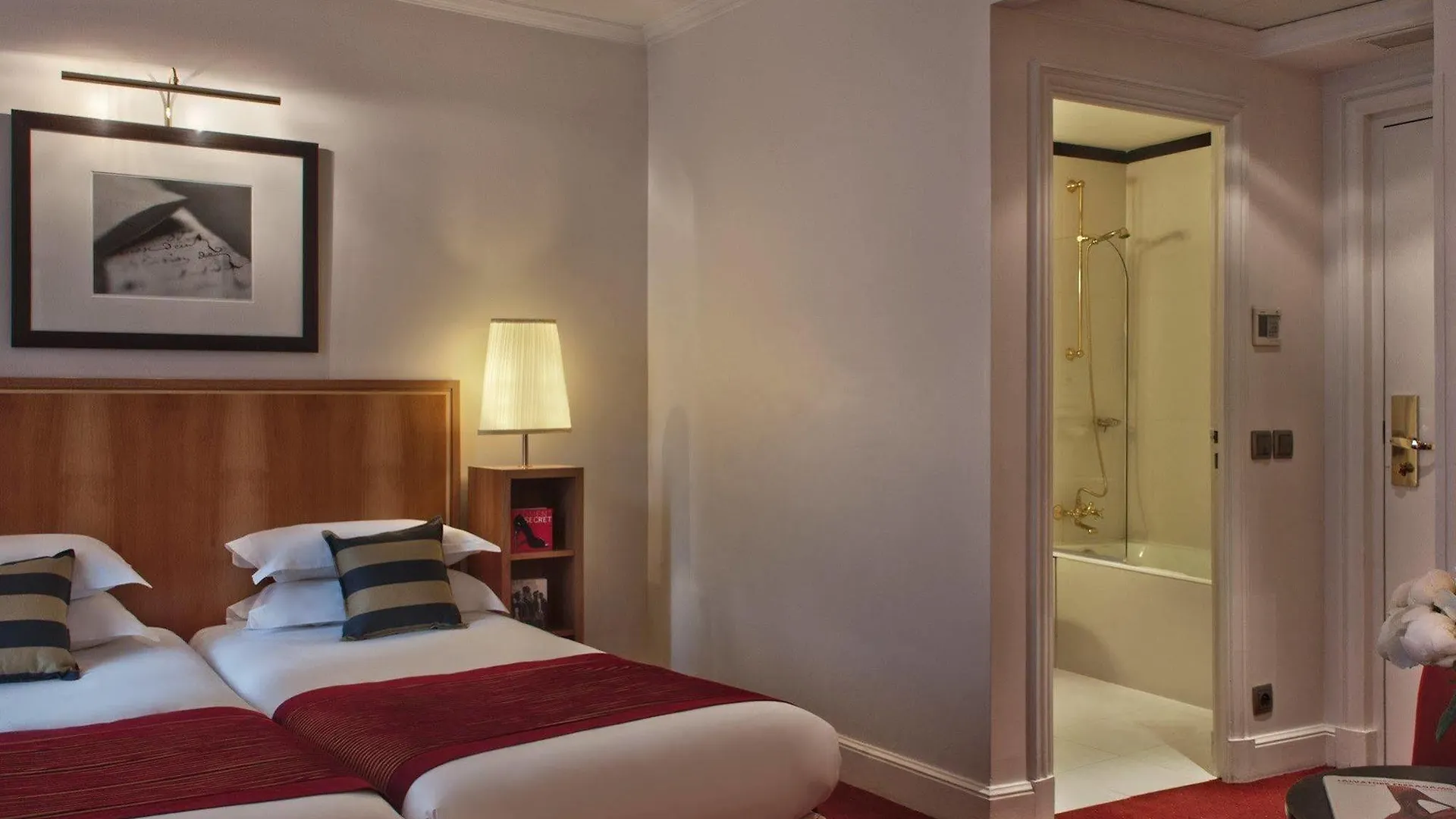 Hôtel Waldorf Trocadéro Tour Eiffel Parigi Hotel