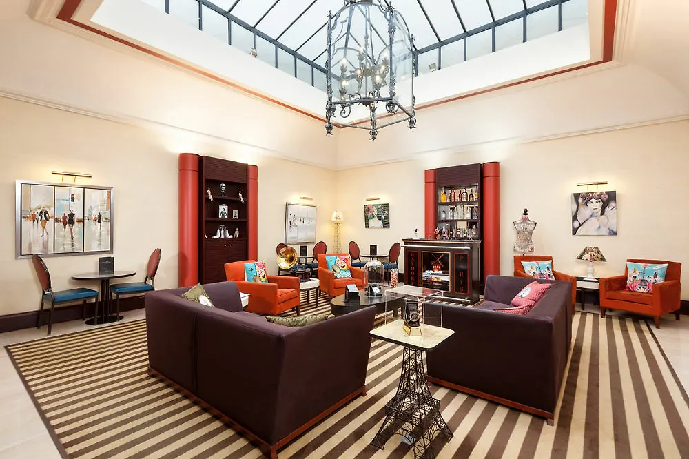 Hotel Hôtel Waldorf Trocadéro Tour Eiffel Parigi